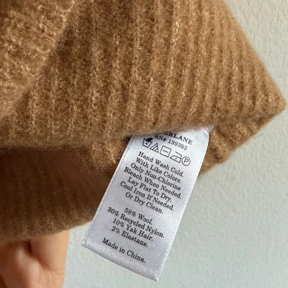 Everlane Women’s Cozy-Stretch Tank, Size Medium - Picture 5 of 5